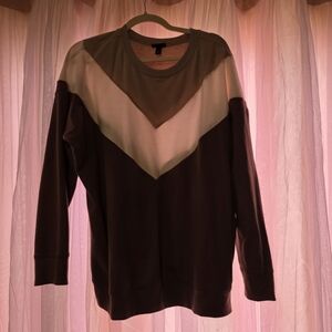 torrid 0 Brown and Cream Chevron Crewneck